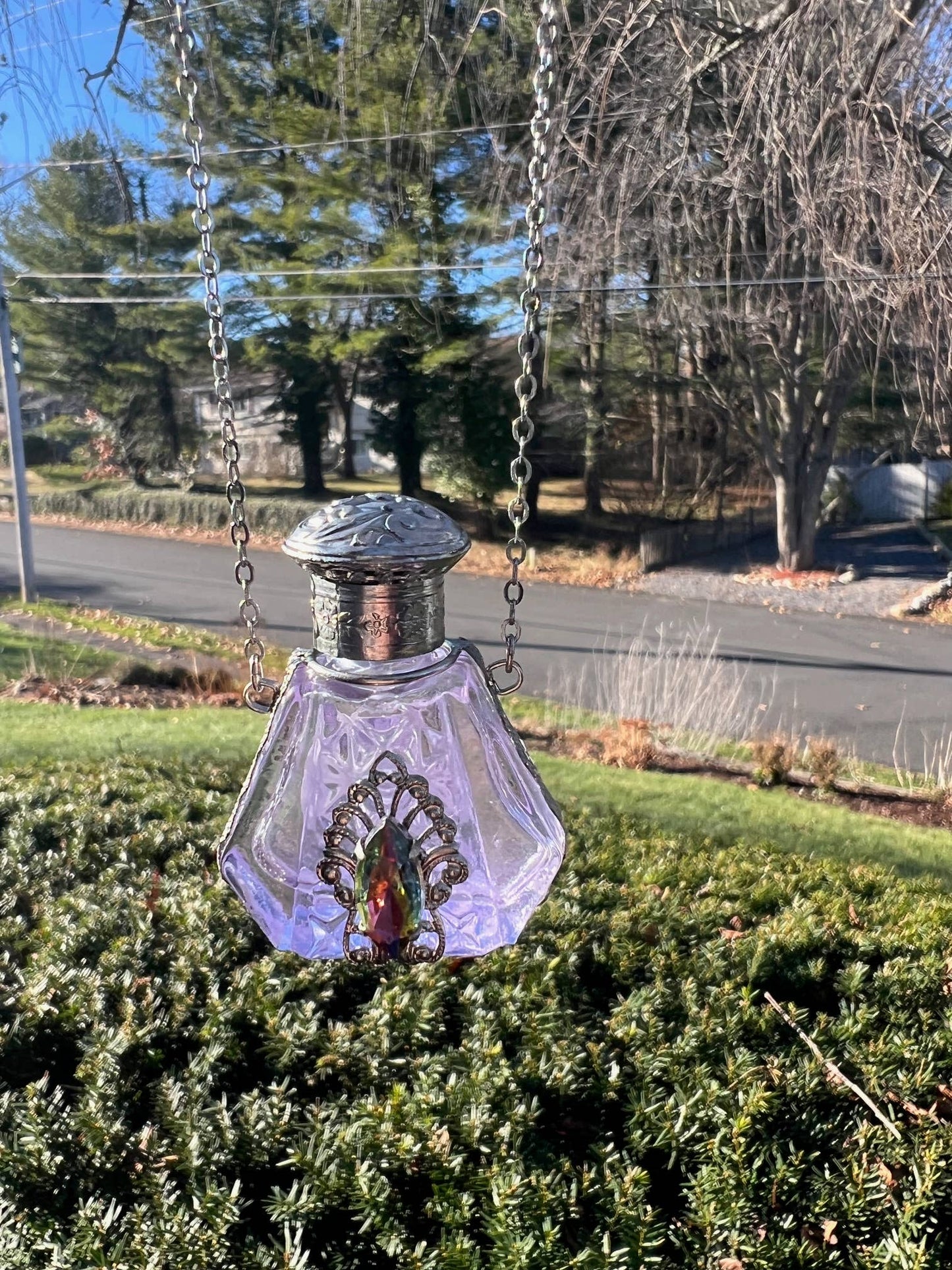 PURPLE/Decorative Jeweled Glass Perfume Bottle Necklace