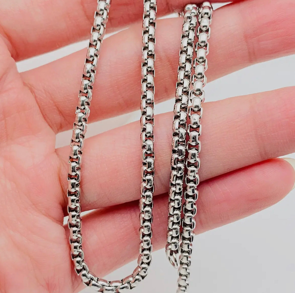 3.5 MM Thick MM Thick Stainless Steel Square Chain 55 CM to 70 CM in length