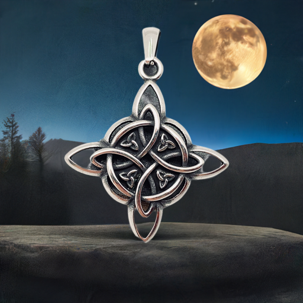 Witch Knot Pendant