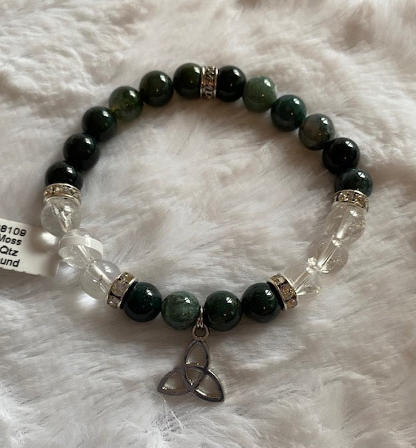 Celtic Triquetra Bracelet with Green Aventurine and Hematite