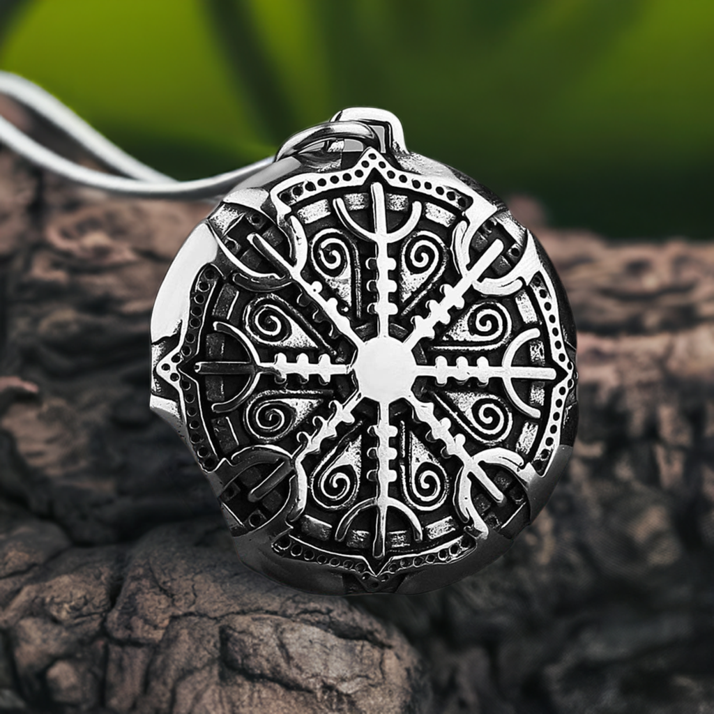 Viking Vegvísir Wayfinder Pendant