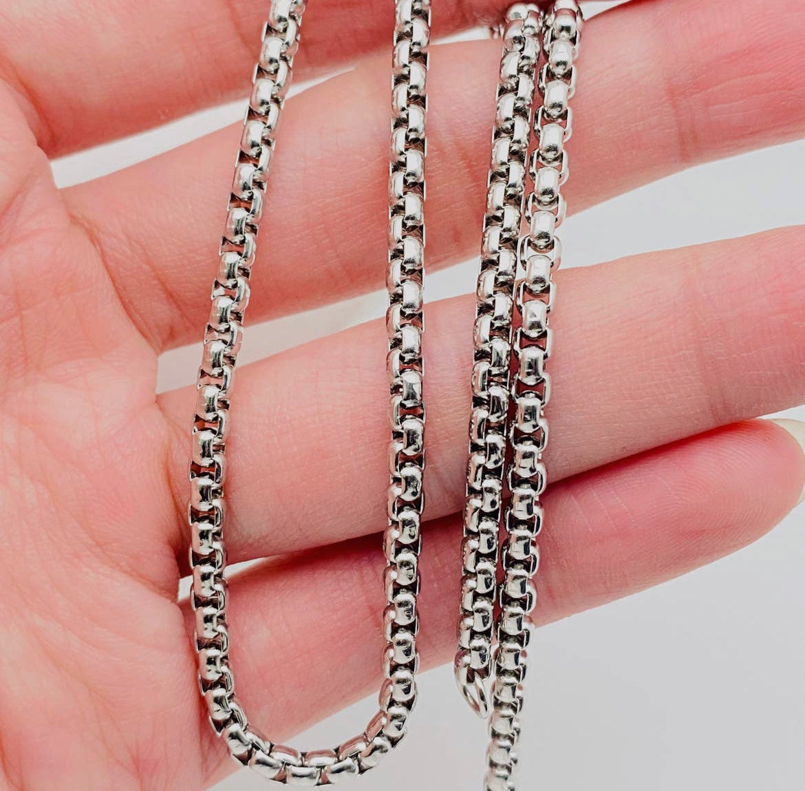2.5 MM Thick Stainless Steel Square Chain 50 CM to 65 CM in length