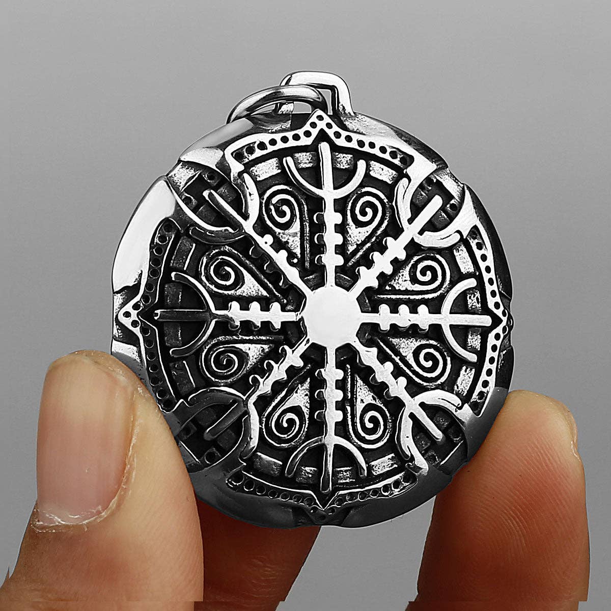 Viking Vegvísir Wayfinder Pendant