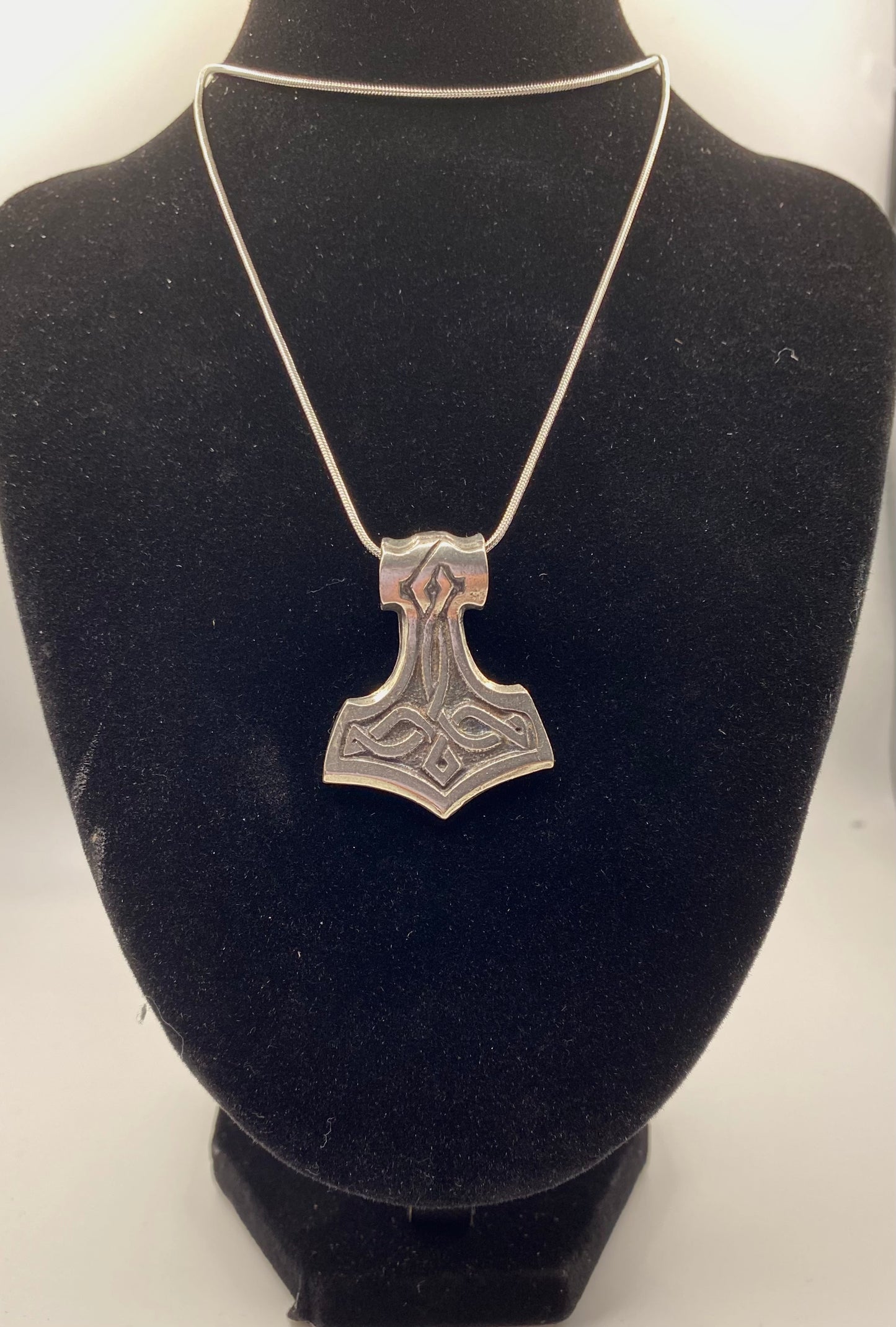 Thor's Hammer Pendant - Pewter