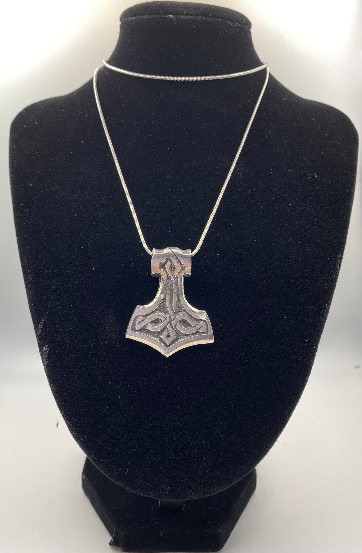 Thor's Hammer Pendant - Pewter