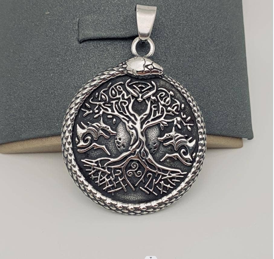 Tree of Life Pentacle Pendant With Wolves